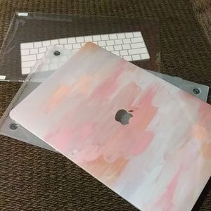 Apple Laptop cover w/ screen and keyboard protect